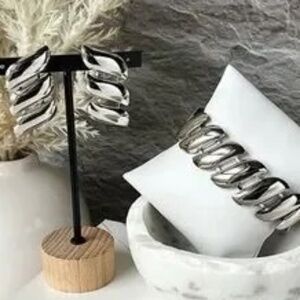 Park Lane Lunar Bracelet and Earrings  NWT